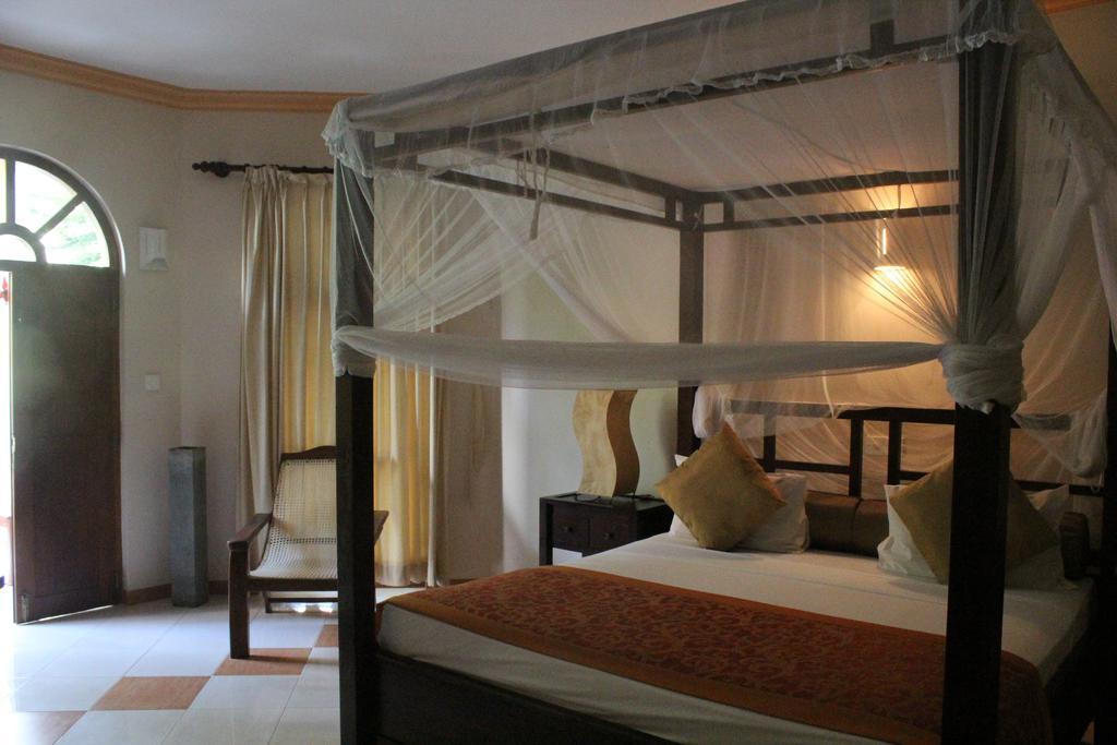 Hotel Bentota Village Kültér fotó