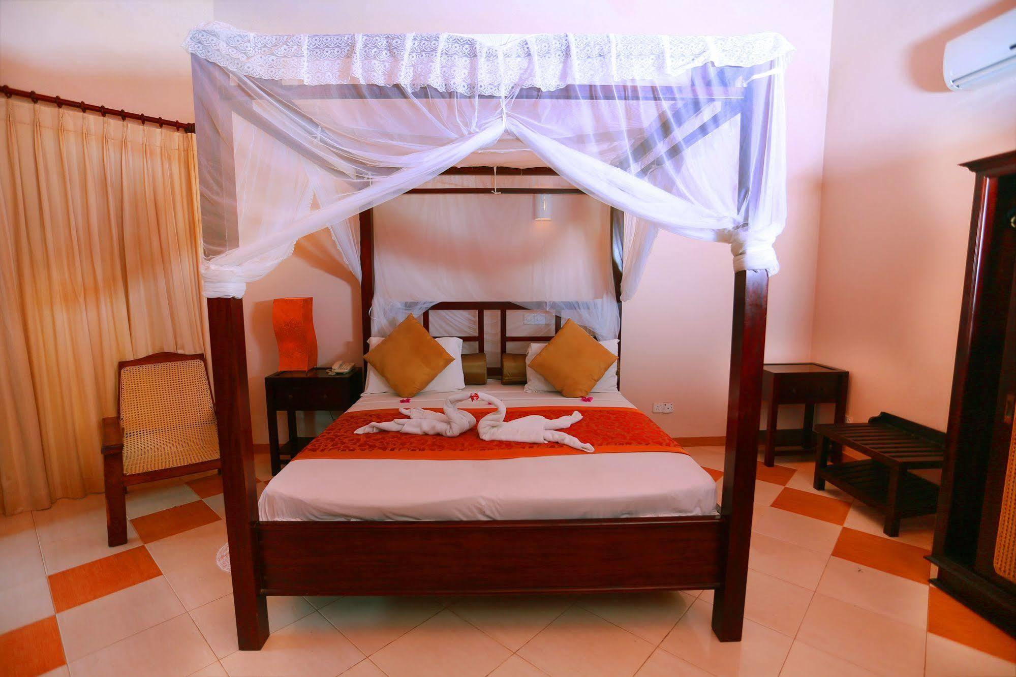 Hotel Bentota Village Kültér fotó