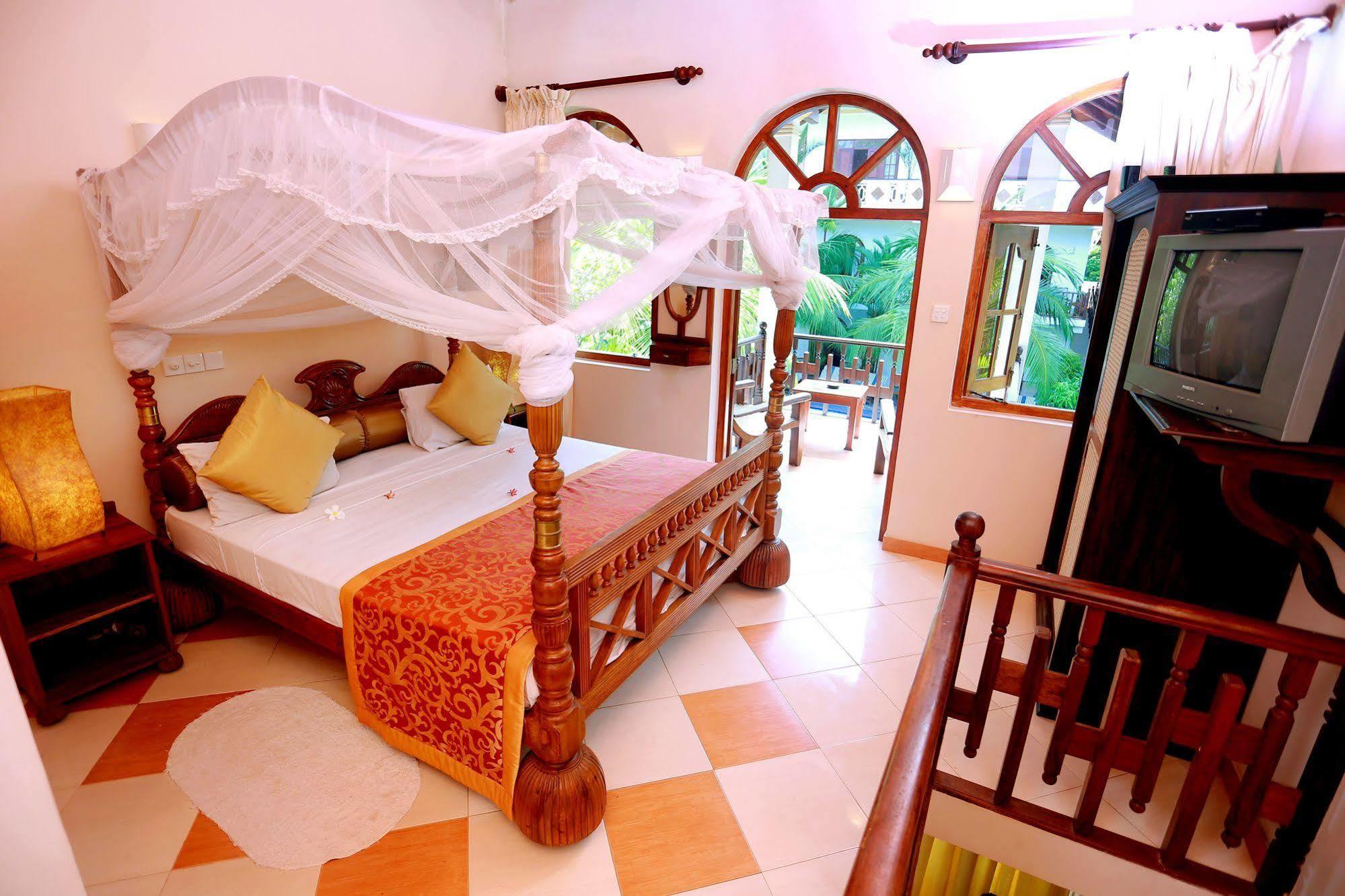 Hotel Bentota Village Kültér fotó