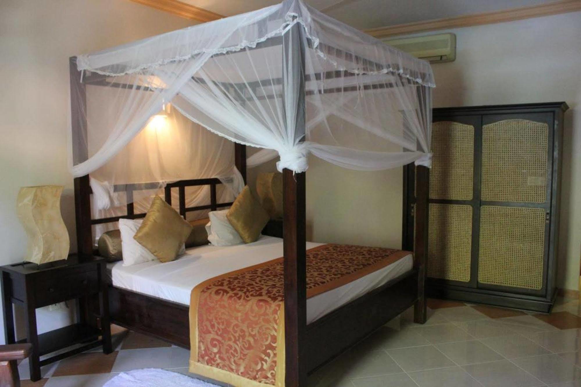 Hotel Bentota Village Kültér fotó